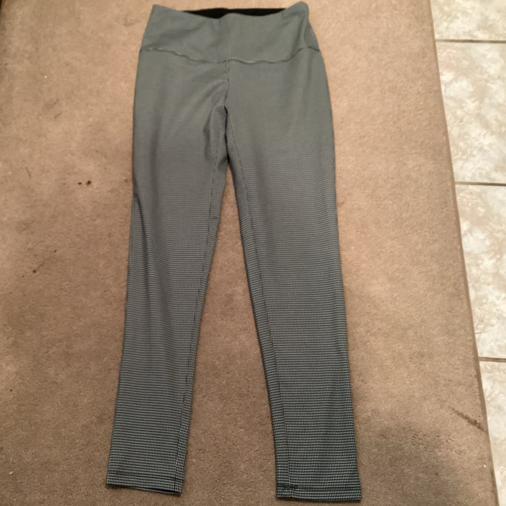 Gray High-Waisted Leggings
